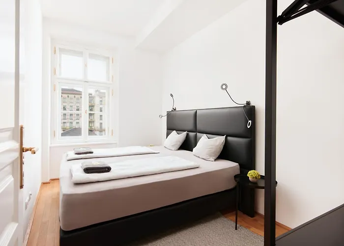Premium Near Naschmarkt In 24h Check-in * Viyana